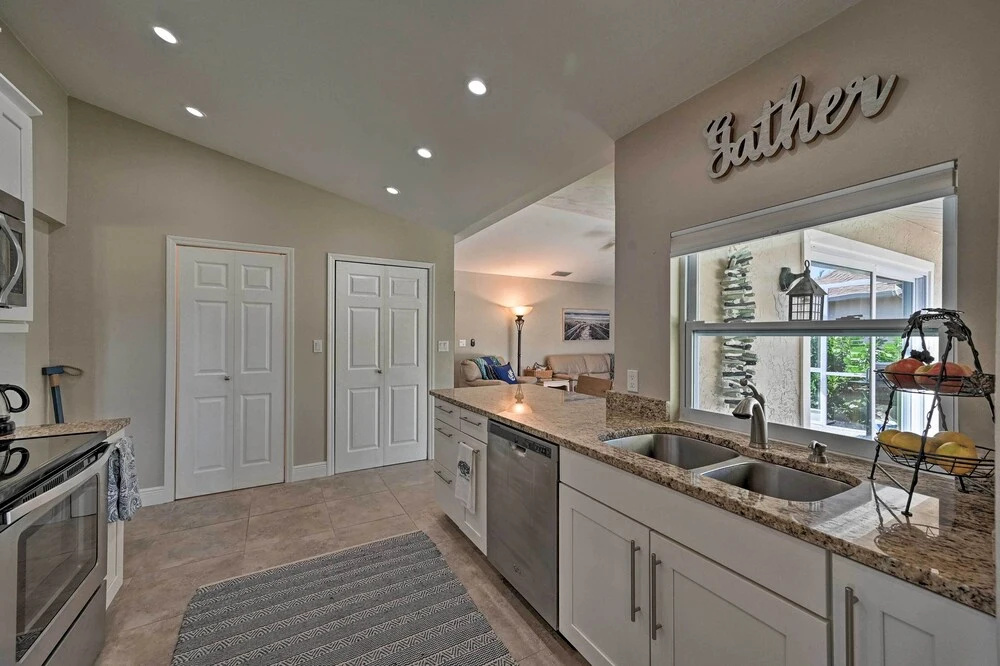 Sunny Marco Island Oasis < 2 Miles to Beach!
