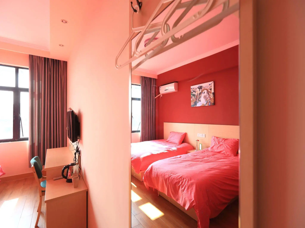 Suzhou Taohuawoo International Youth Hostel