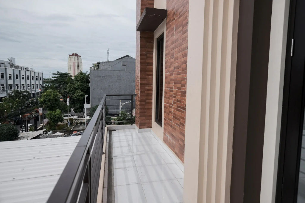 RedDoorz near Kota Tua 2