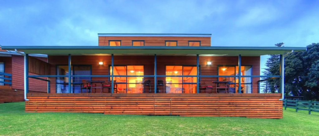 Endeavour Lodge