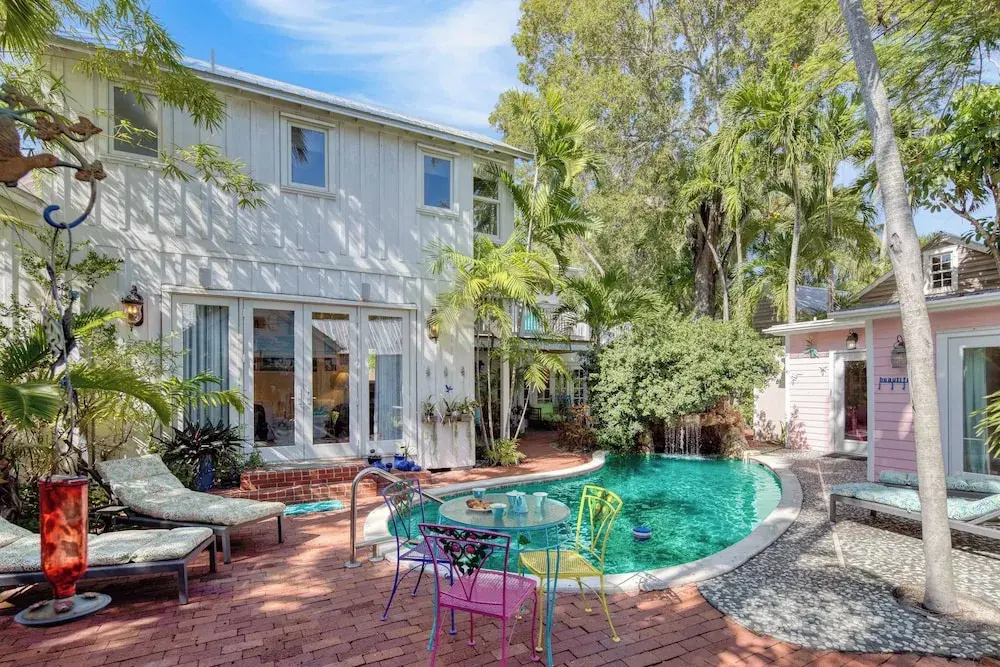 Monkey House by Avantstay Pool, by Duval Street