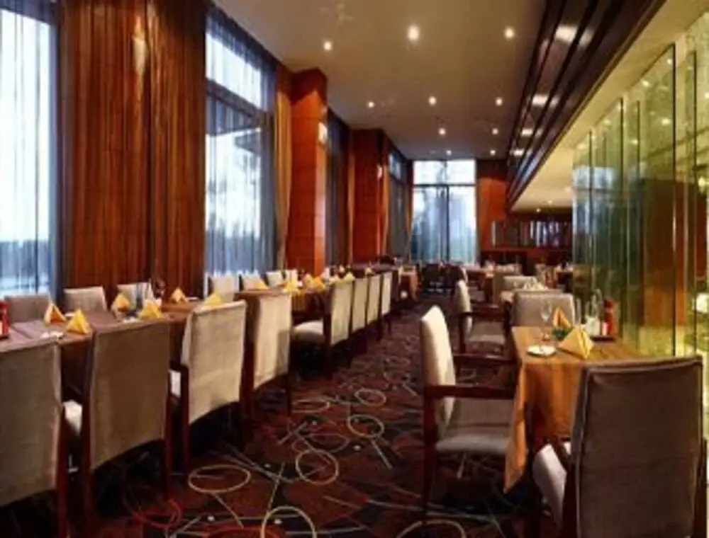 Howard Johnson Plaza Lingang Shanghai