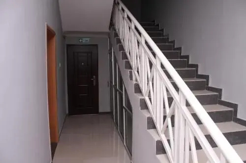 Pearl One Suites