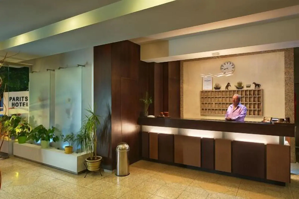 Paritsa Hotel