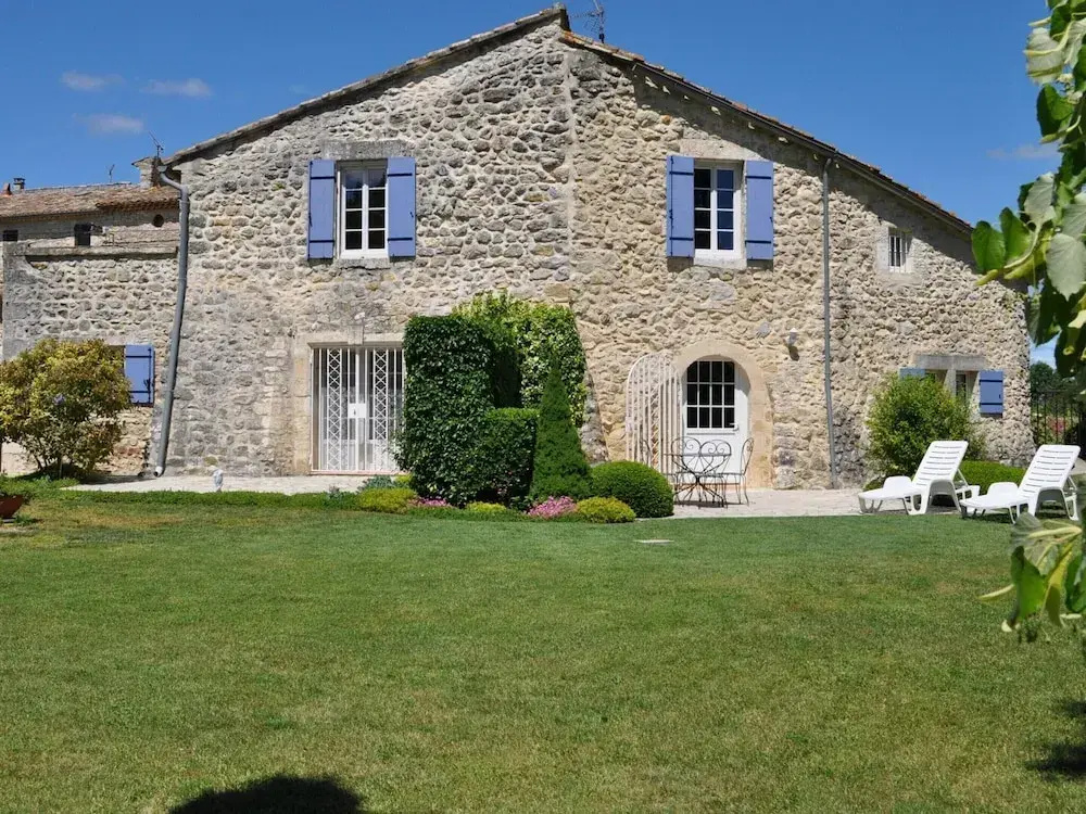 Country House in Lussan Near Pont du Gard