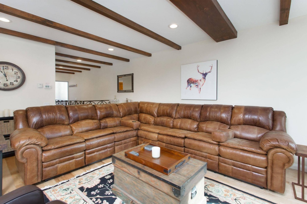 Mammoth Village Properties by 101 Great Escapes