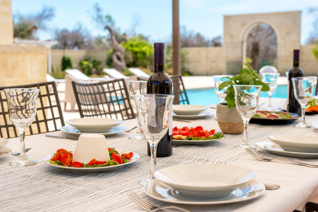 Masseria Le Giare In Carpignano Salentino
