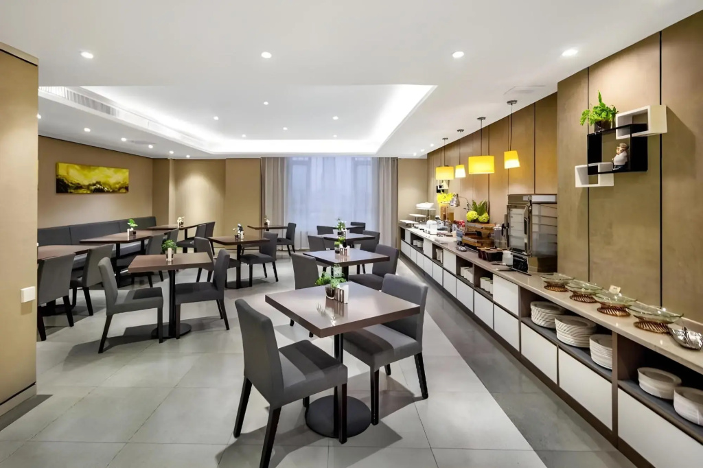Homeinn Plus Hotel (Changzhi Bayi Square Weiyuanmen Middle Road)