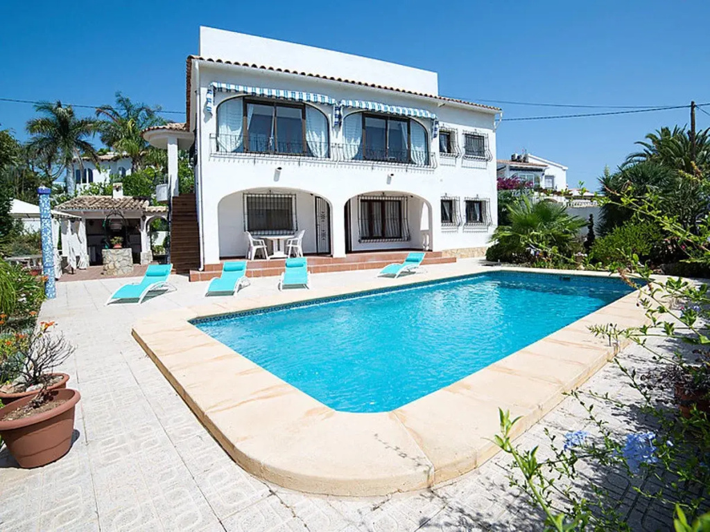 House Evelyne Calpe/Calp