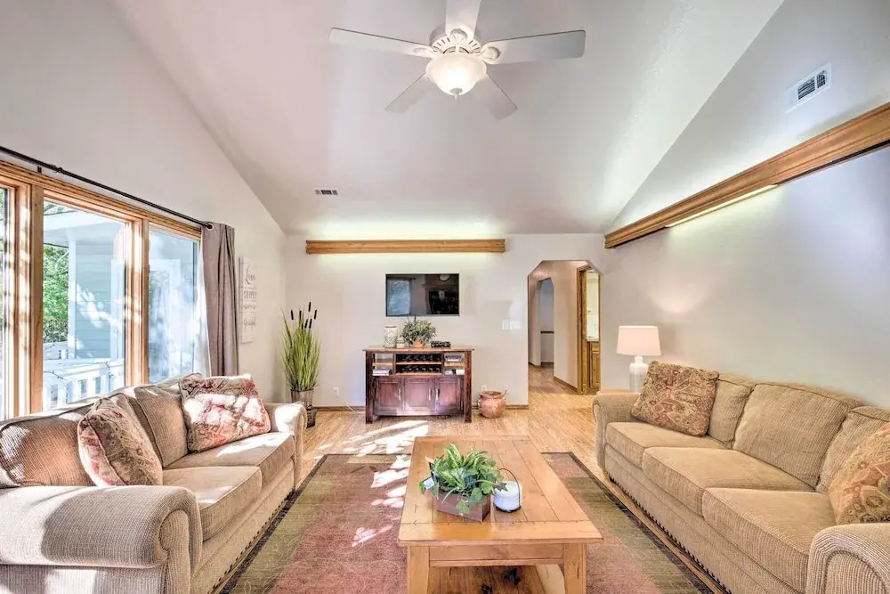 Beautiful Ozark Oasis w/ Deck: Walk to Beaver Lake