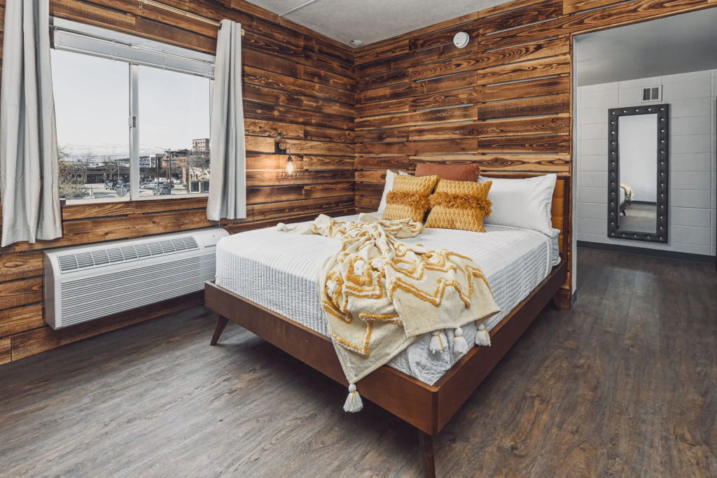 Bel Aire Motel