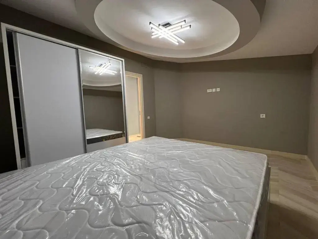 2 bedroom apartment near Samarkand Train Station