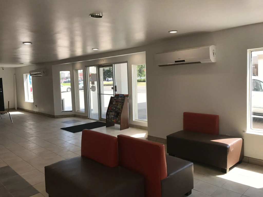 Studio 6-Bryan, TX - University Area