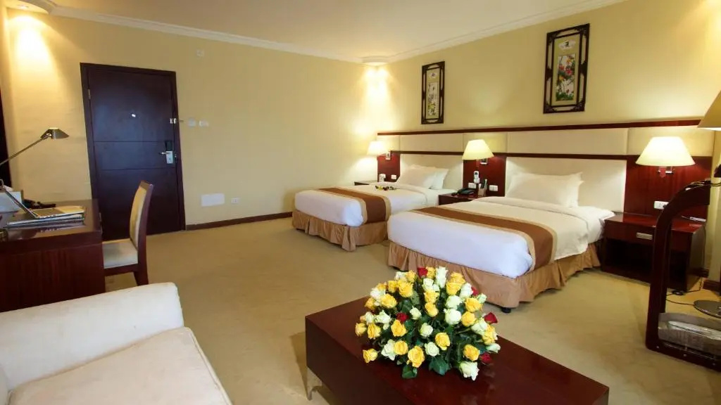 Planet Hotel