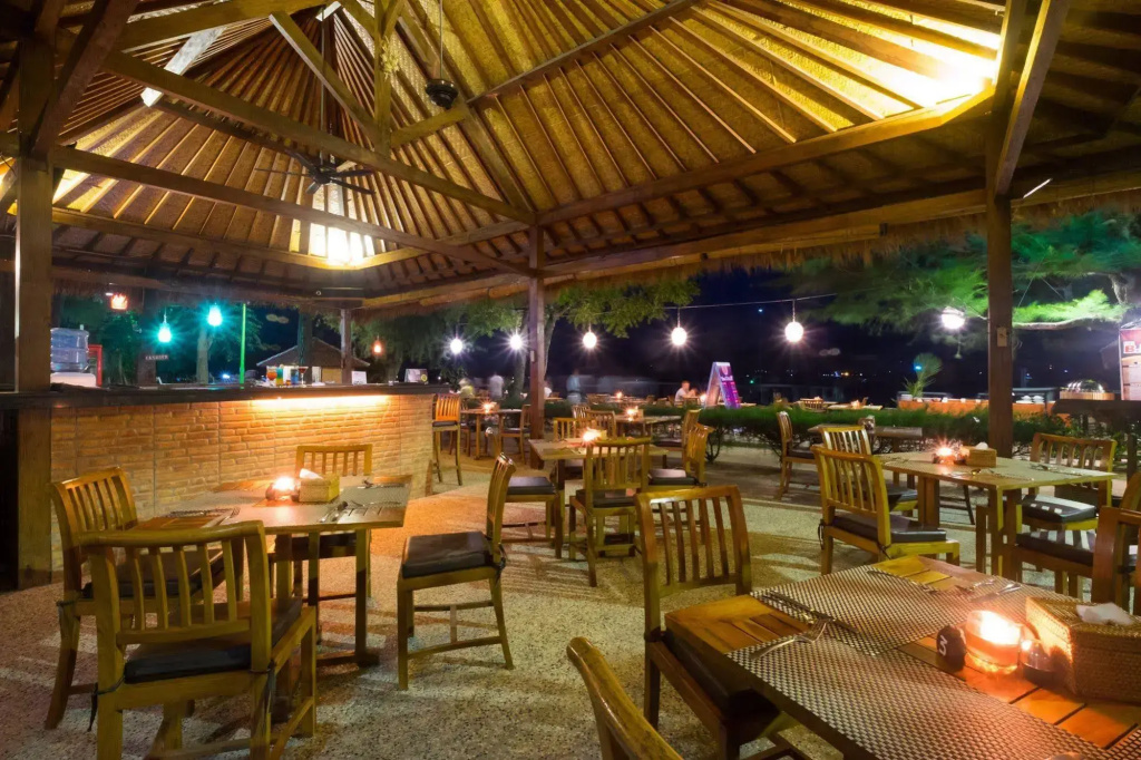 Royal Regantris Villa Karang