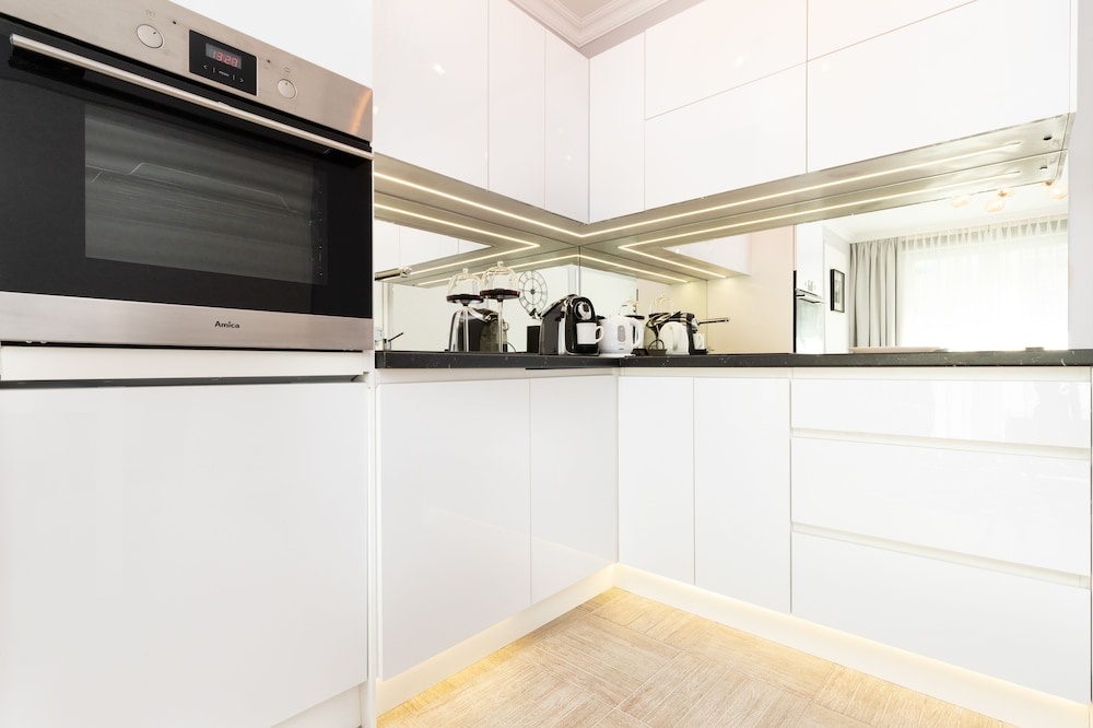 Apartment Piastowska Gdansk by Renters