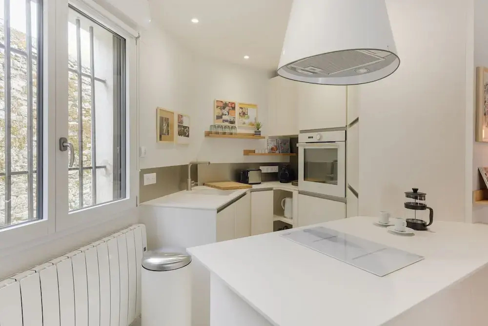 Bonzaï-superbe Logement Avec Parking