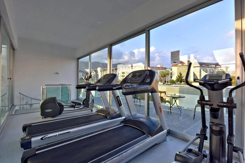 Green Garden Suites Hotel