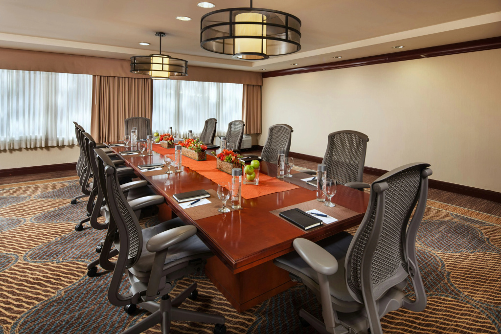 Sheraton Agoura Hills Hotel