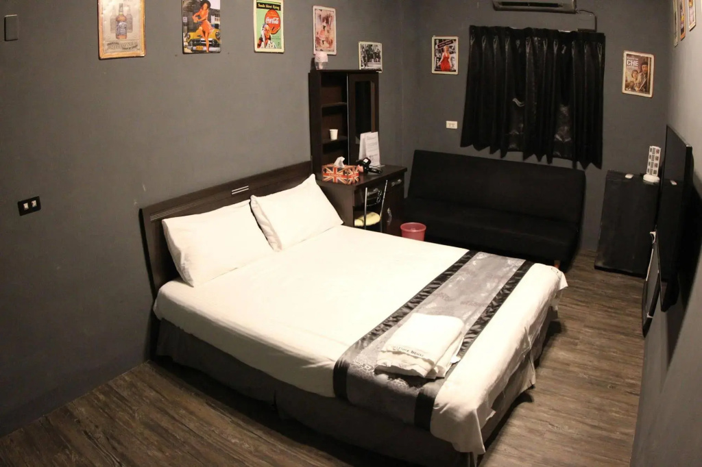 Time House Chain Hualien Train Station Hostel