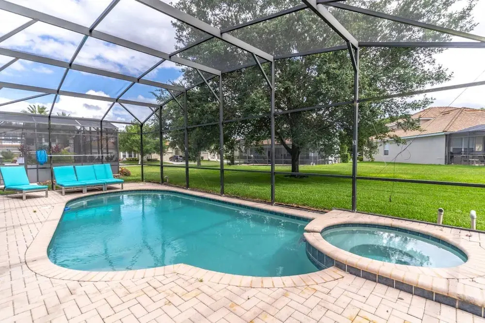 7812 Windsor Hills