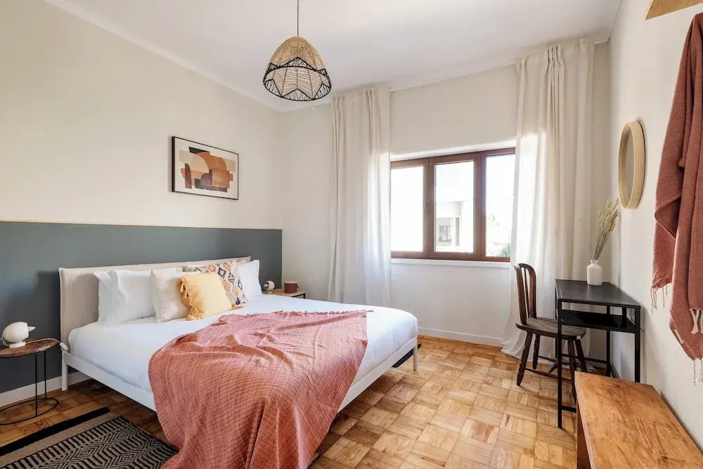 Breinr · Trendy and Spacious 3BR Family Home