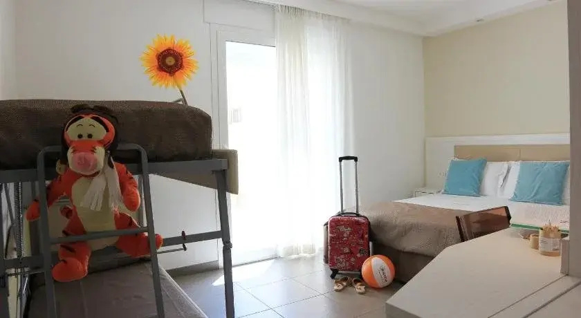 Hotel Augustus- Davanti a noi c'è solo il mare