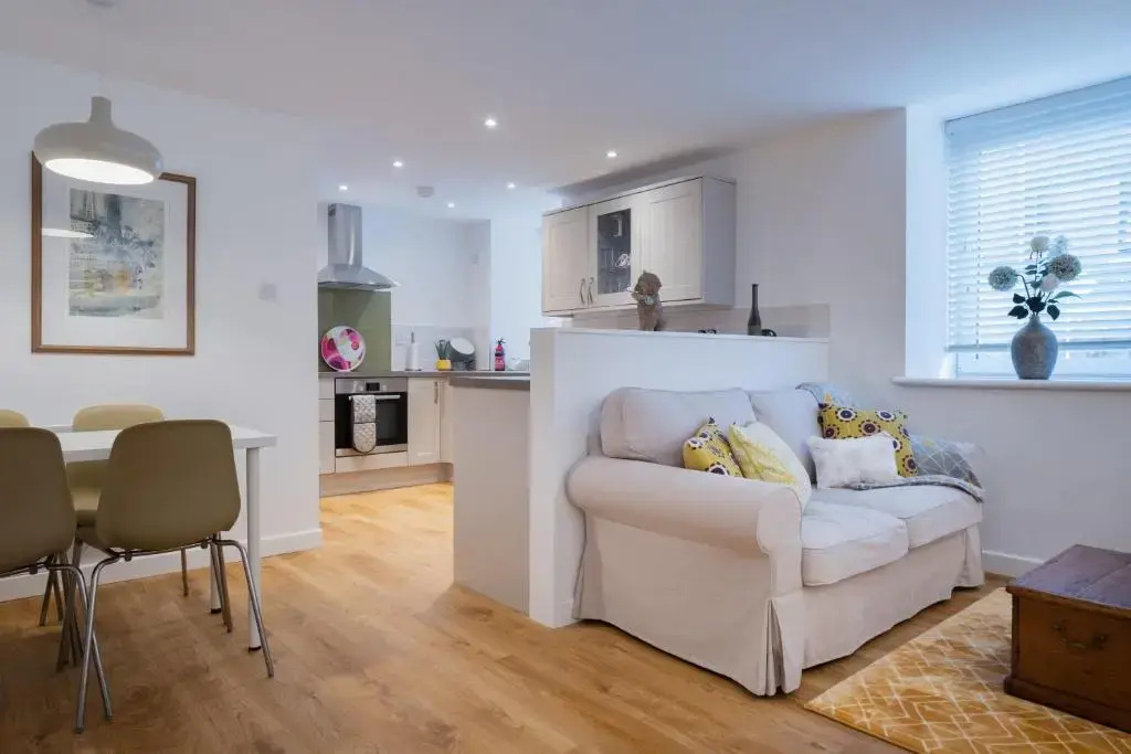Stepping Stone Apartment