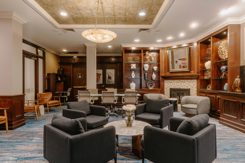 Club Quarters Hotel Faneuil Hall, Boston