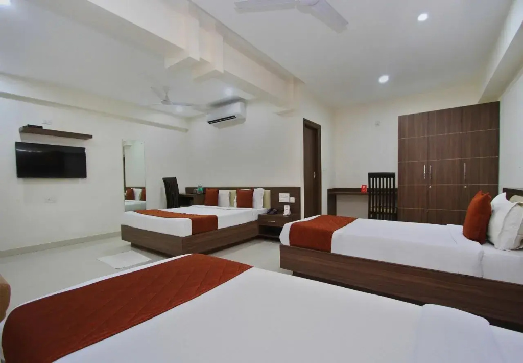 Heramba Comforts By OYO Rooms