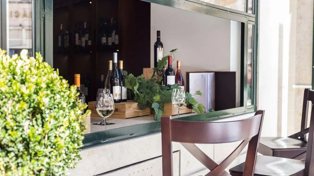 Lisbon Wine Hotel