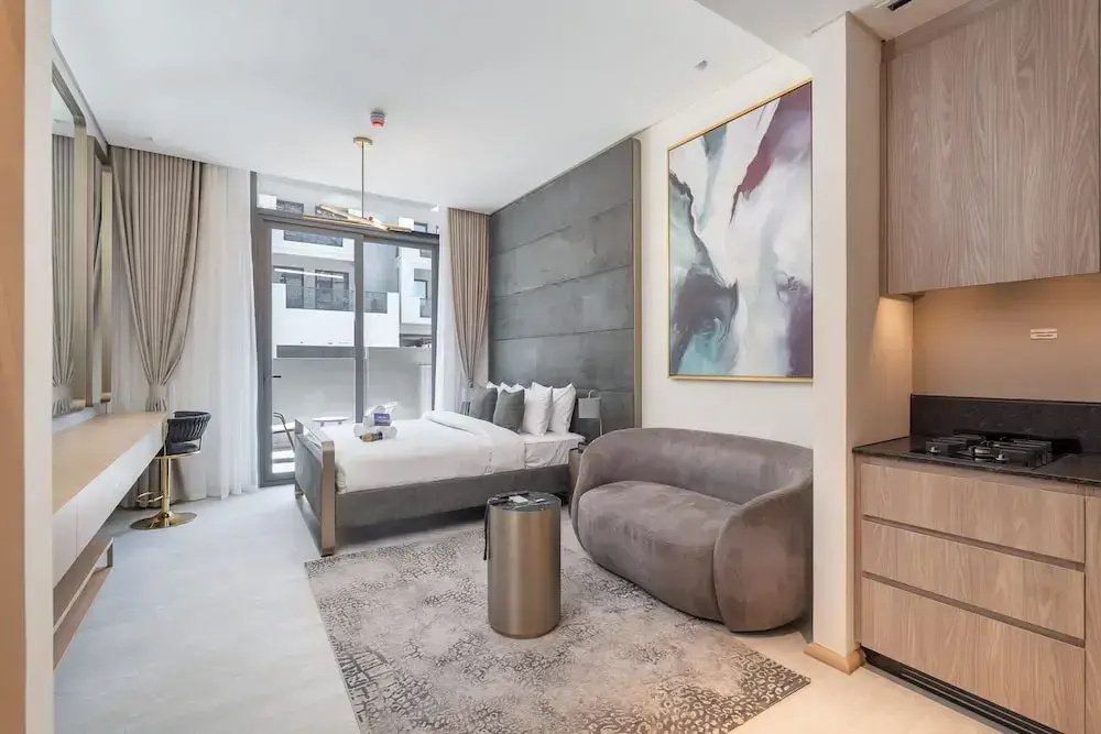 Spectacular Getaway in This Studio in The Autograph
