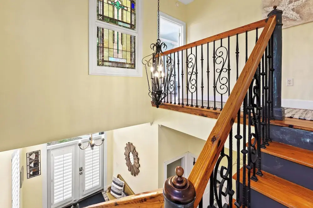 109 Island Cove Ct - Blue Palm Cove