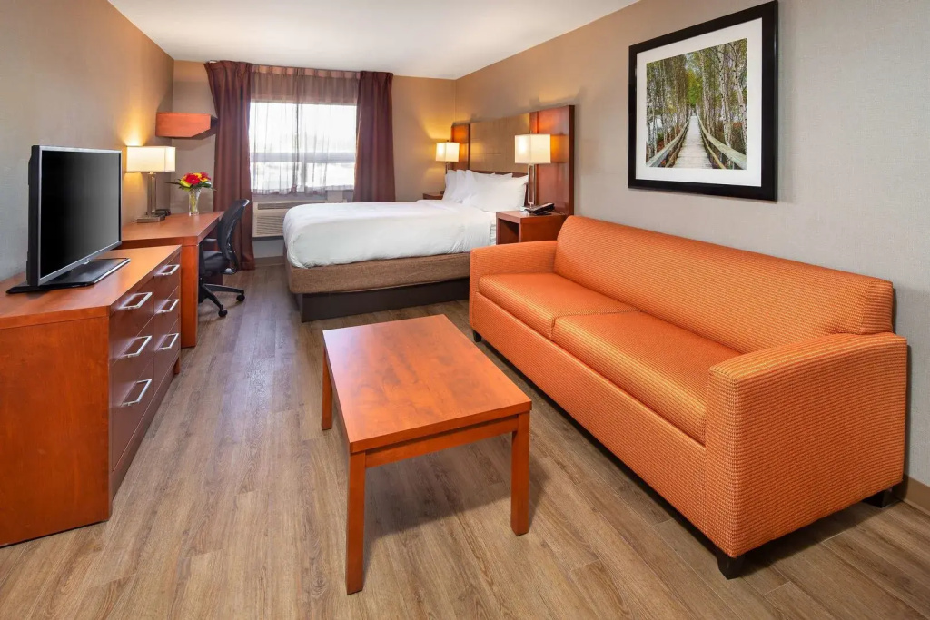 Hotel Richmond Hill ON North
