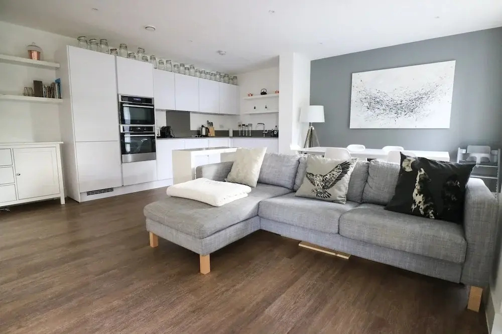 Modern 2 Bedroom Apartment in Putney