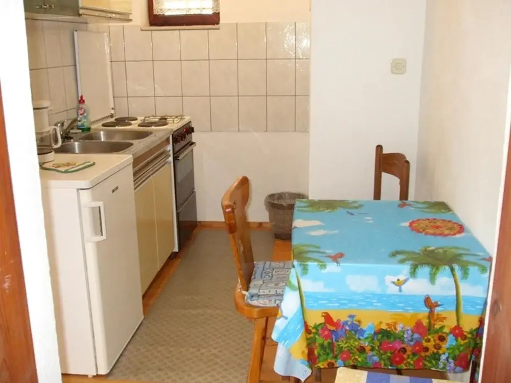 Apartment With 2 Bedrooms in Orebic, With Enclosed Garden and Wifi - 2