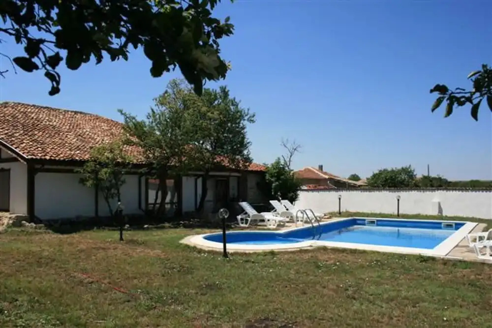 Villa With 3 Bedrooms in Zornitsa, With Wonderful Mountain View, Priva