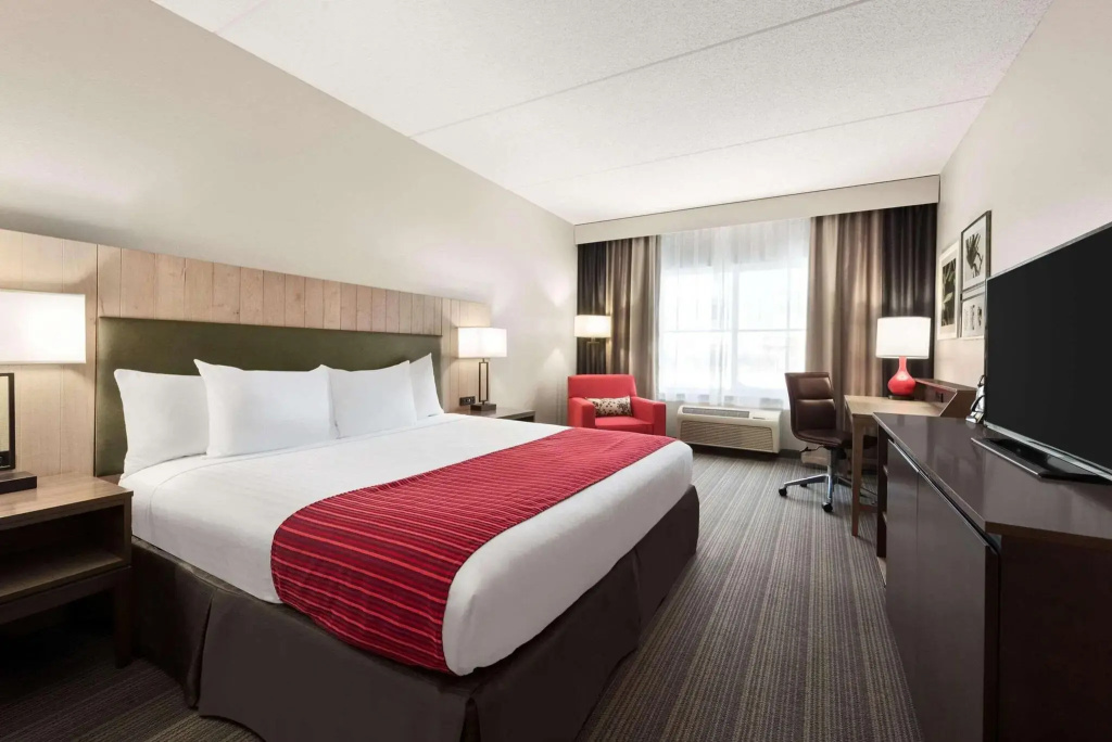 Country Inn & Suites by Radisson, Duluth North, MN