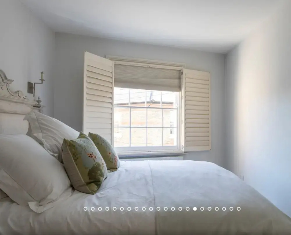 3-Bedroom Mews House with Optional Parking