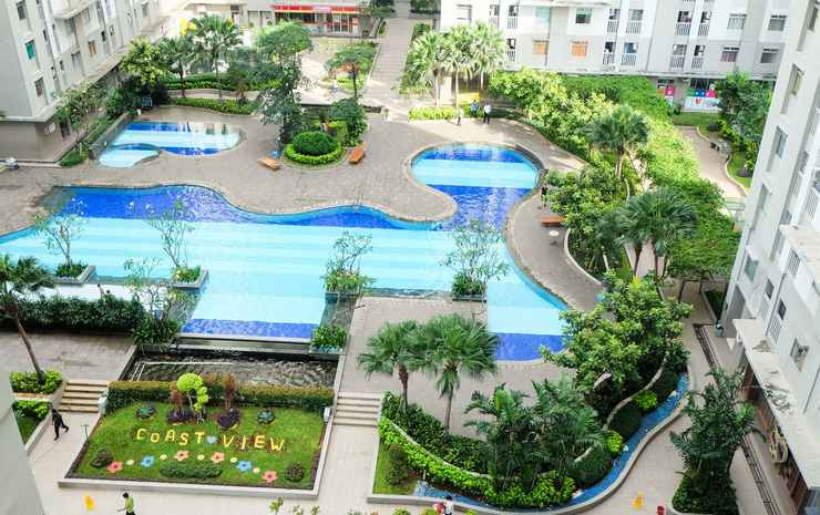 Homey and Posh 2BR Apartment at Green Bay Pluit By Travelio