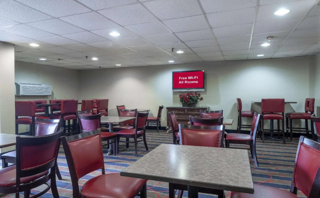 Red Roof Inn and Suites Newark - University