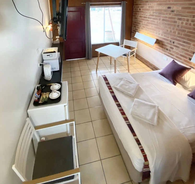 PROSERPINE MOTOR LODGE