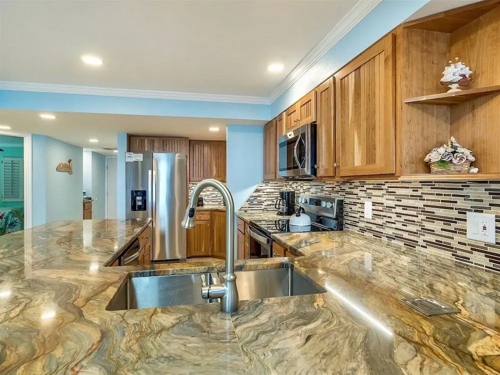 Pointe Santo Condos by Dream Vacation Rentals