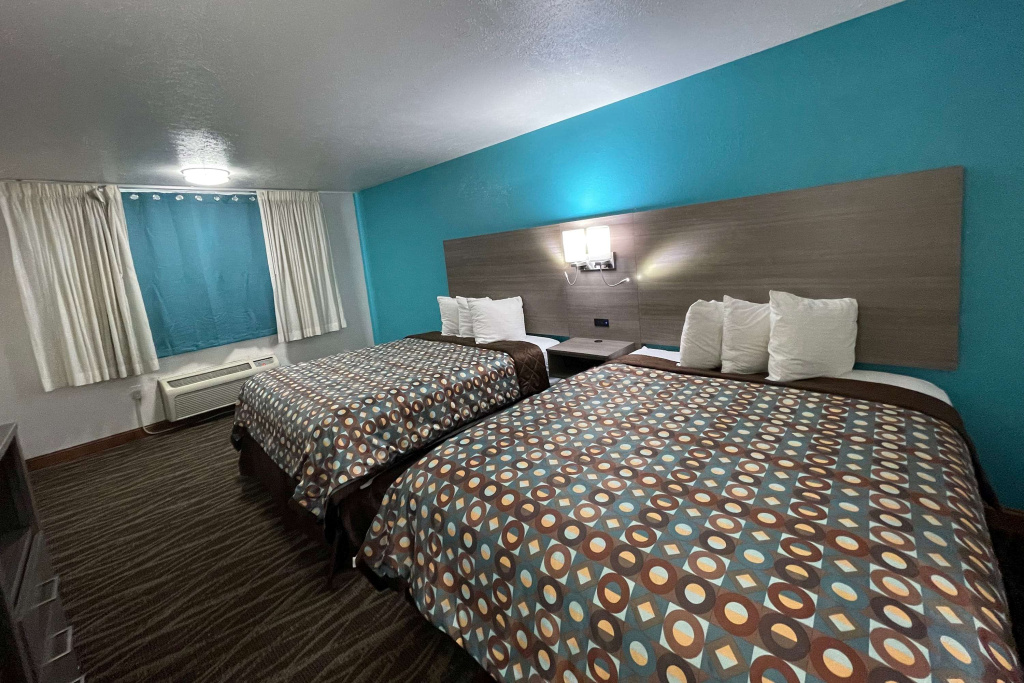 Baymont by Wyndham Bellevue - Omaha