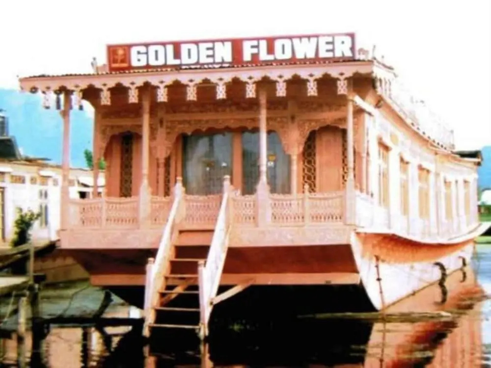Houseboat New Golden Flower