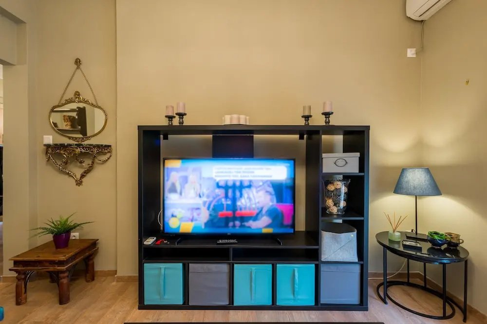 Newly Renovated Flat 10 min From Metro Station - Adults Only