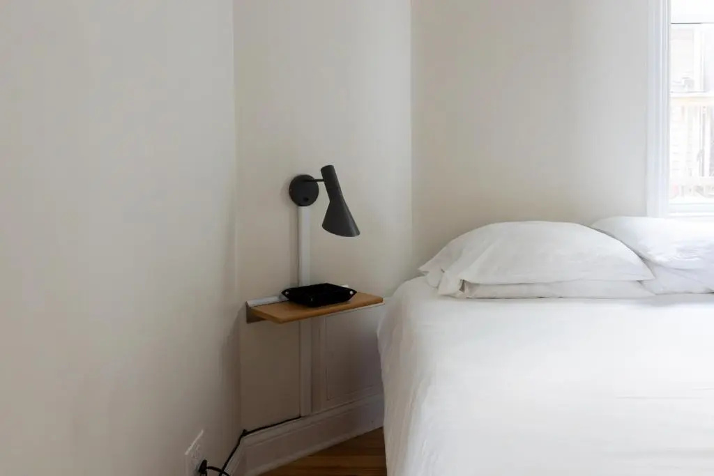 Updated West Town 2BR with W&D by Zencity