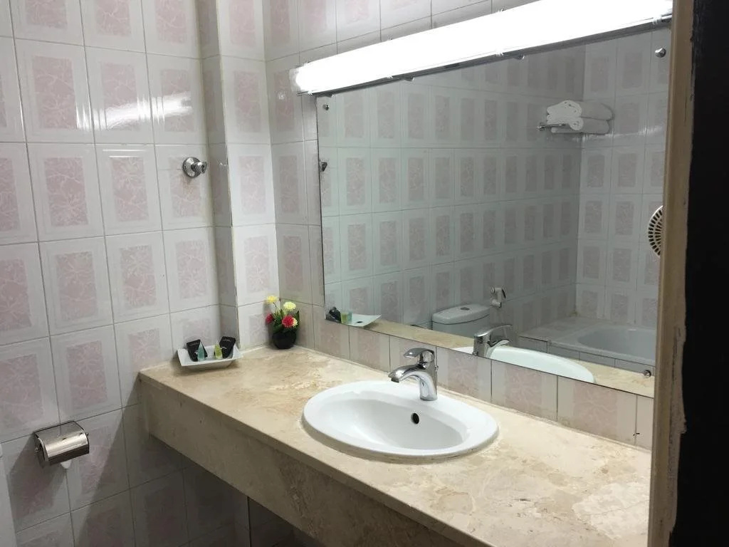 Al Rusayl Hotel