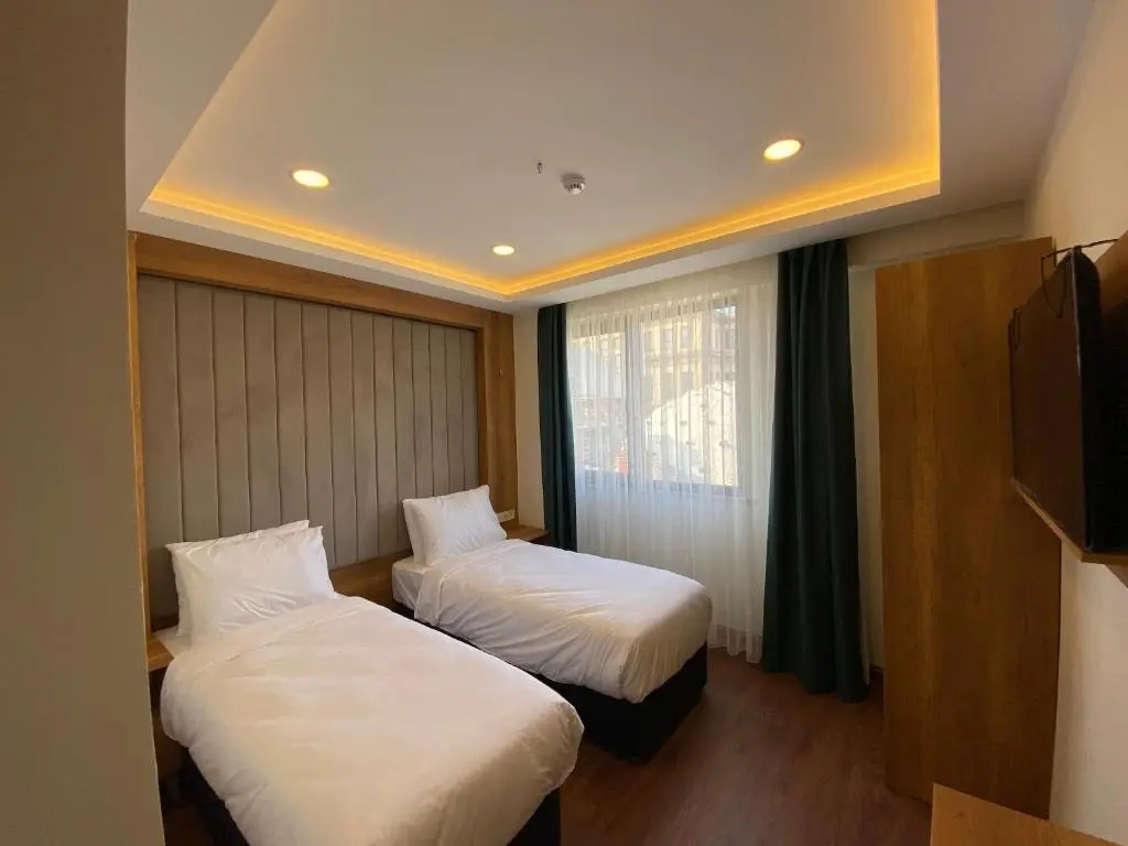Pege Hotel
