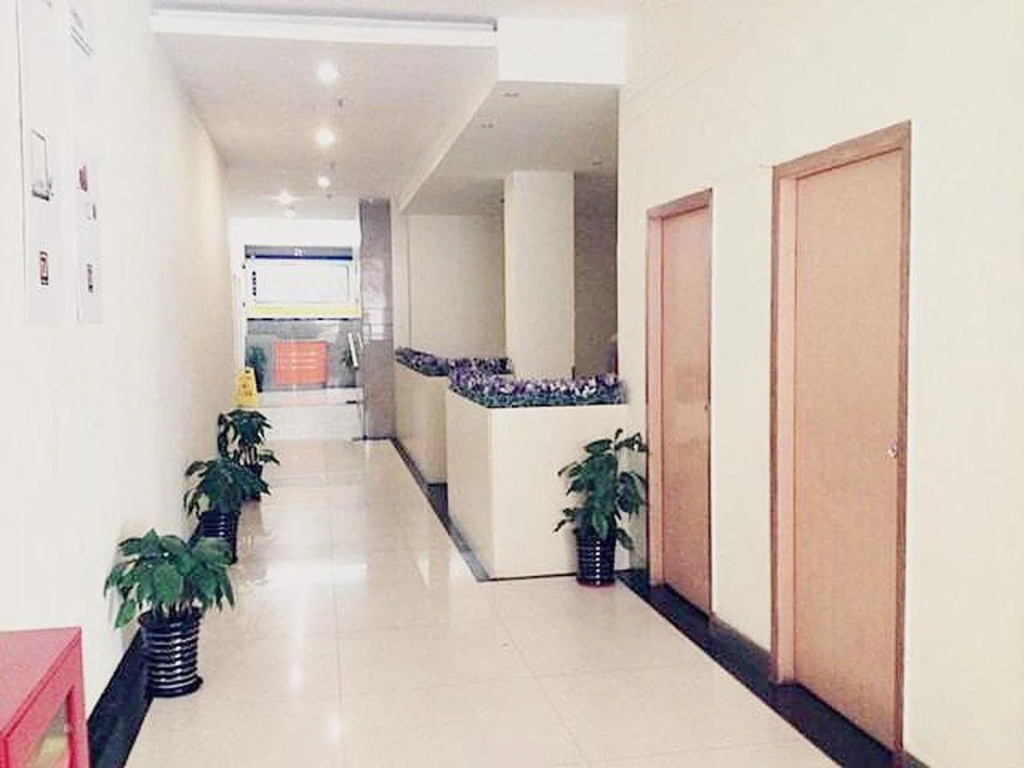 7Days Inn Shanghai Yichuan Road